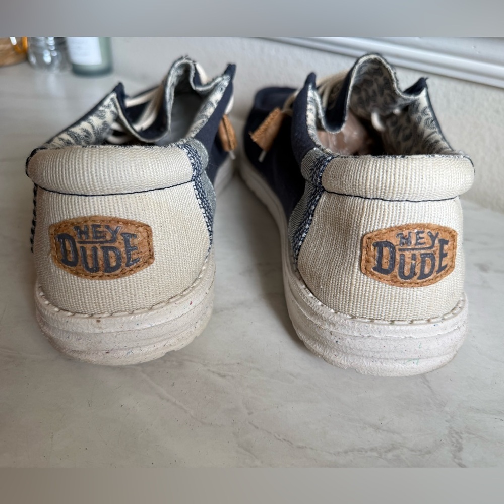 Hey Dude Men's Wally Break Stitch Slip Ons - Picture 7 of 10